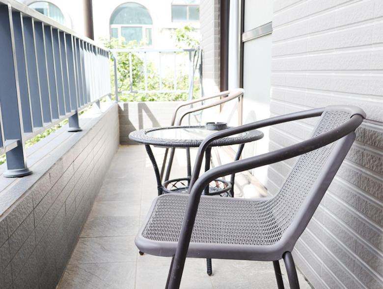 Breeze And Waves Hostel Jinning Εξωτερικό φωτογραφία