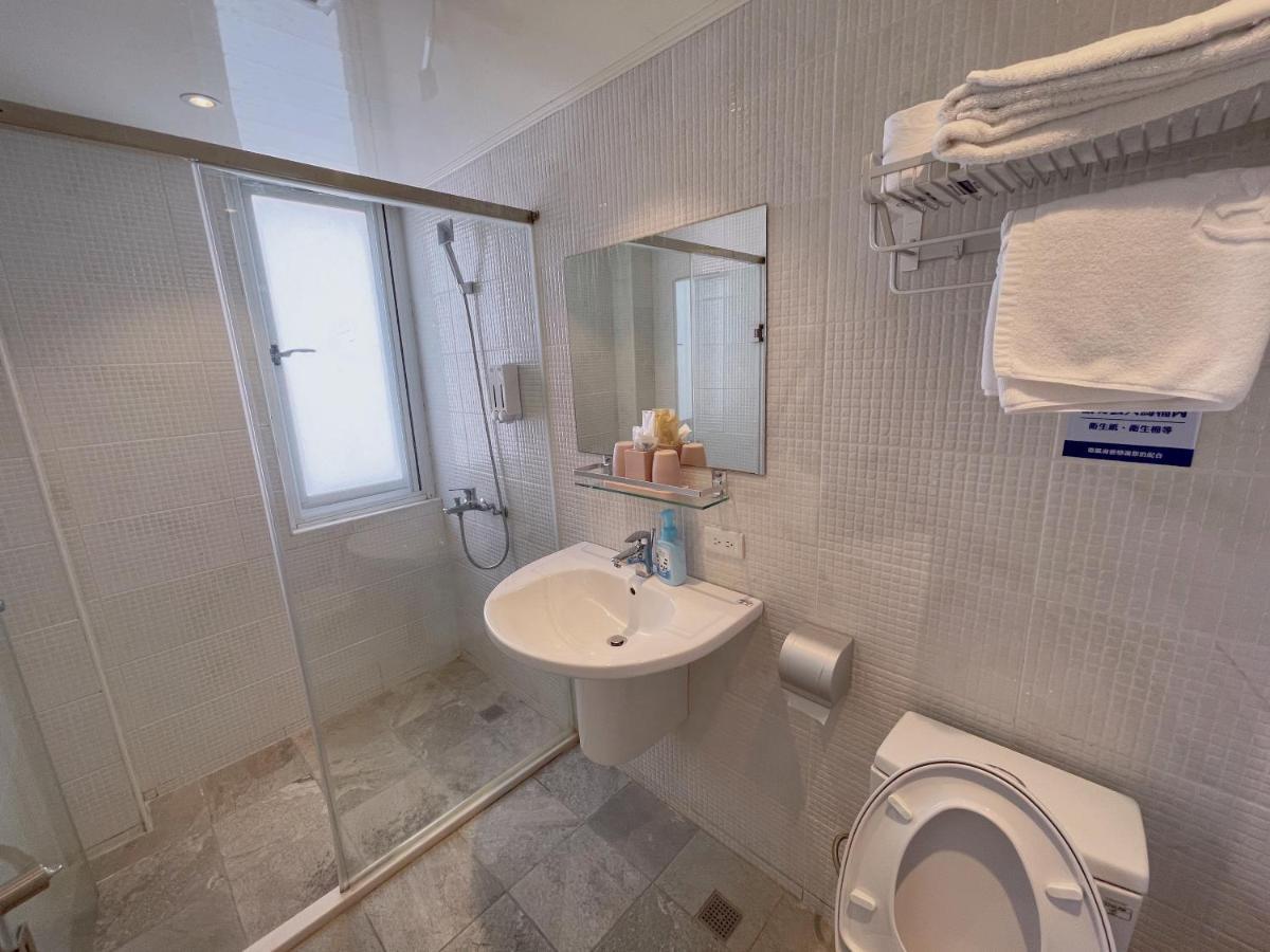 Breeze And Waves Hostel Jinning Εξωτερικό φωτογραφία