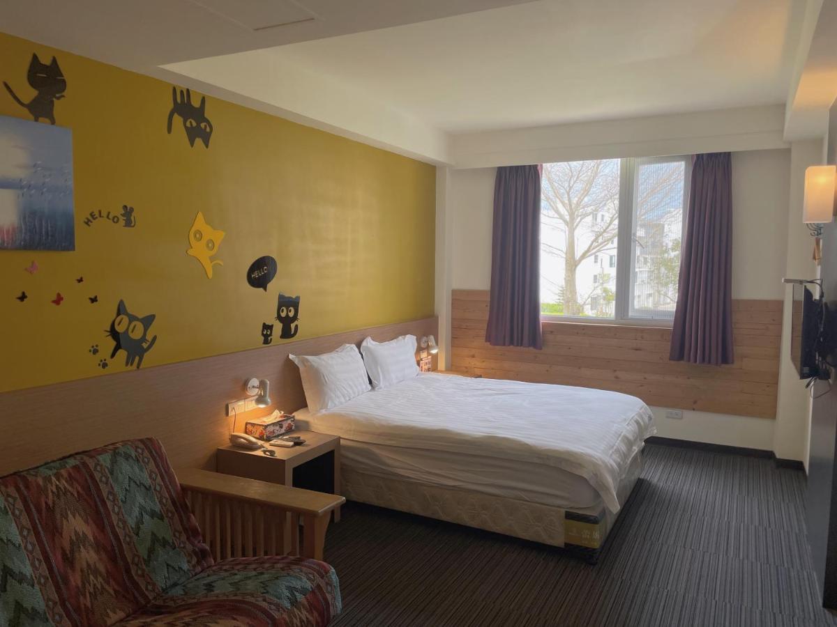 Breeze And Waves Hostel Jinning Εξωτερικό φωτογραφία