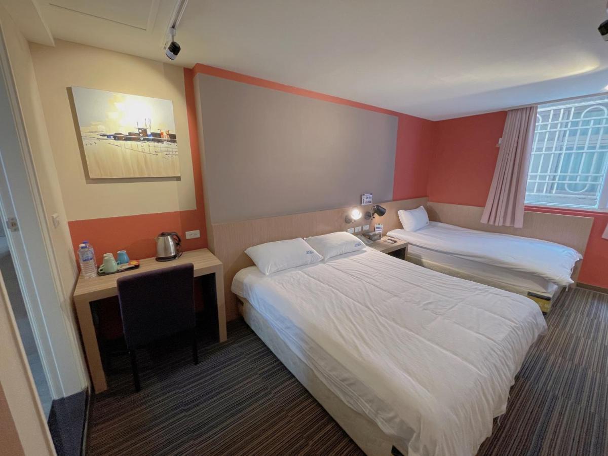 Breeze And Waves Hostel Jinning Εξωτερικό φωτογραφία